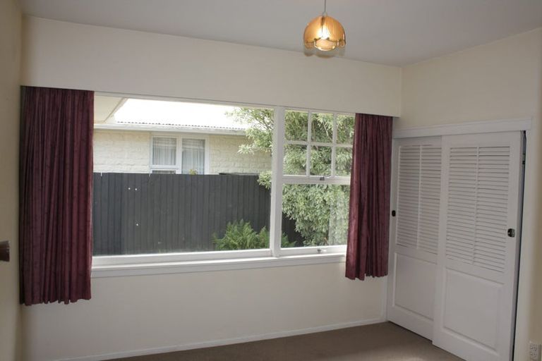 Photo of property in 9 Longmuir Street, Ilam, Christchurch, 8041