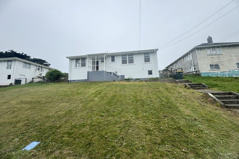 Photo of property in 13 Taupiri Crescent, Titahi Bay, Porirua, 5022