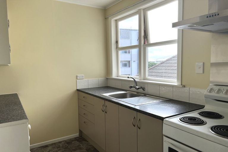 Photo of property in 21 Kemp Street, Kilbirnie, Wellington, 6022