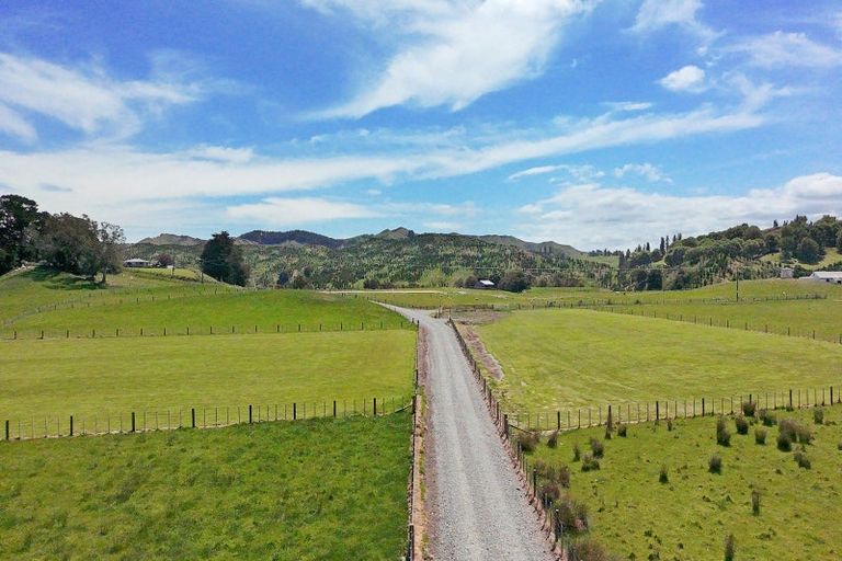 Photo of property in 2538 Kahuranaki Road, Elsthorpe, Havelock North, 4295