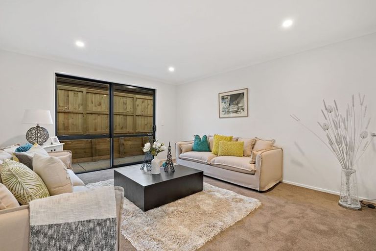 Photo of property in 69 Harriet Johnston Drive, Pokeno, 2402