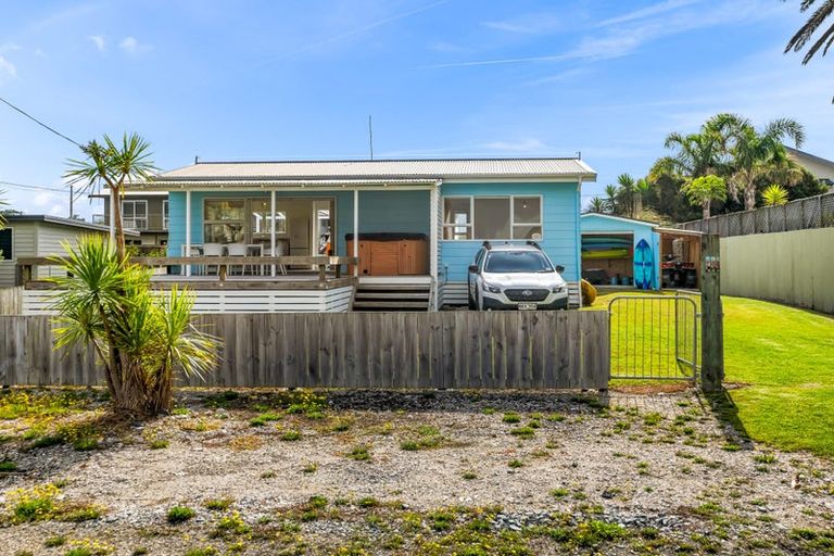 Photo of property in 744 Taiharuru Road, Taiharuru, Parua Bay, 0192