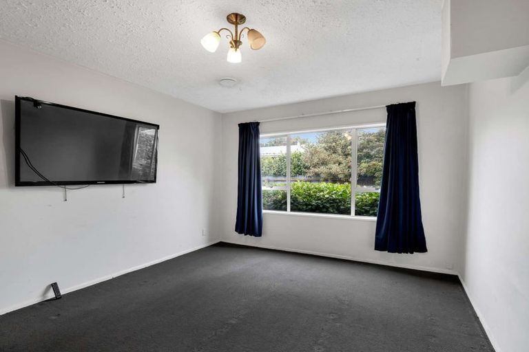 Photo of property in 22 Saint James Street, Southbridge, 7602