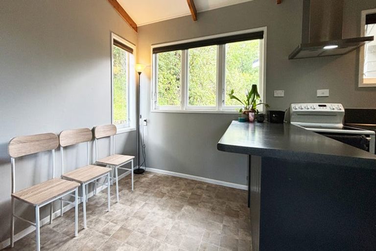 Photo of property in 11a Norana Road, Maoribank, Upper Hutt, 5018