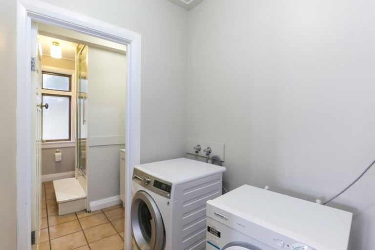 Photo of property in 134 Totara Road, Miramar, Wellington, 6022