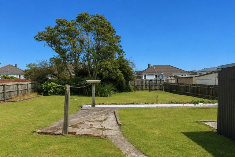 Photo of property in 4 Colvin Street, Westport, 7825