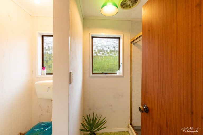 Photo of property in 456a Stokes Valley Road, Stokes Valley, Lower Hutt, 5019