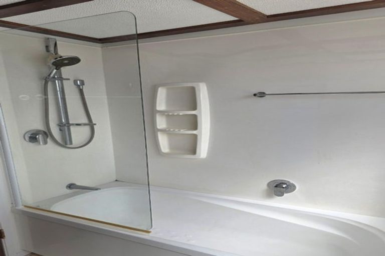 Photo of property in 44 Kamo Road, Kensington, Whangarei, 0112