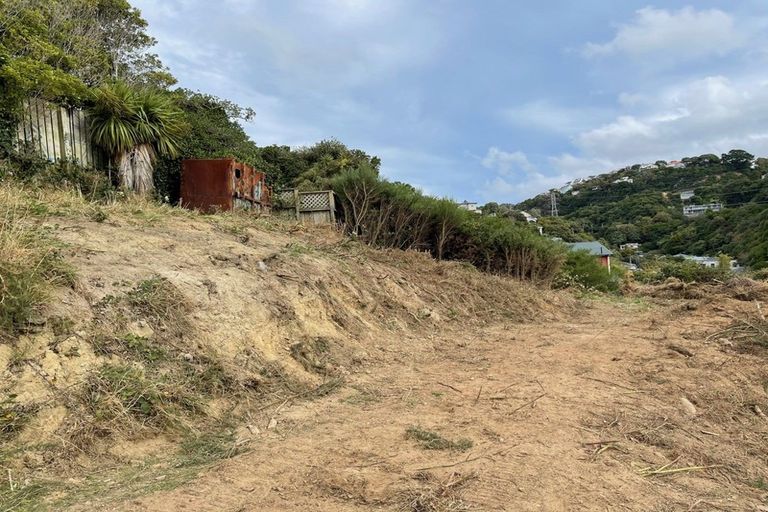 Photo of property in 76 Curtis Street, Northland, Wellington, 6012