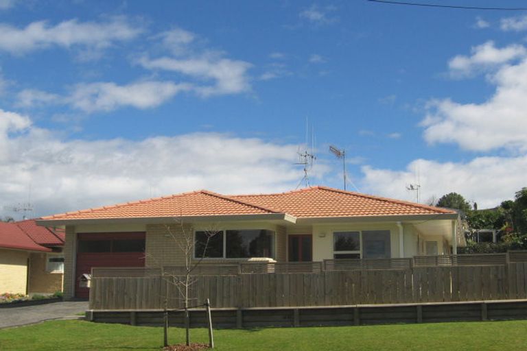 Photo of property in 16c Churchill Road, Judea, Tauranga, 3110