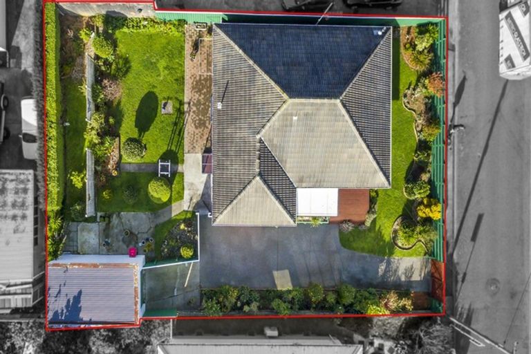 Photo of property in 34 Totara Park Road, Clouston Park, Upper Hutt, 5018