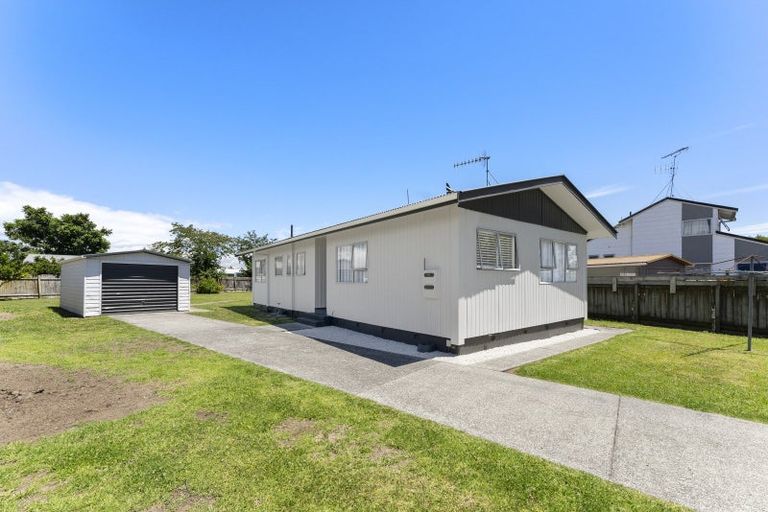 Photo of property in 45 Farnworth Crescent, Whakatane, 3120