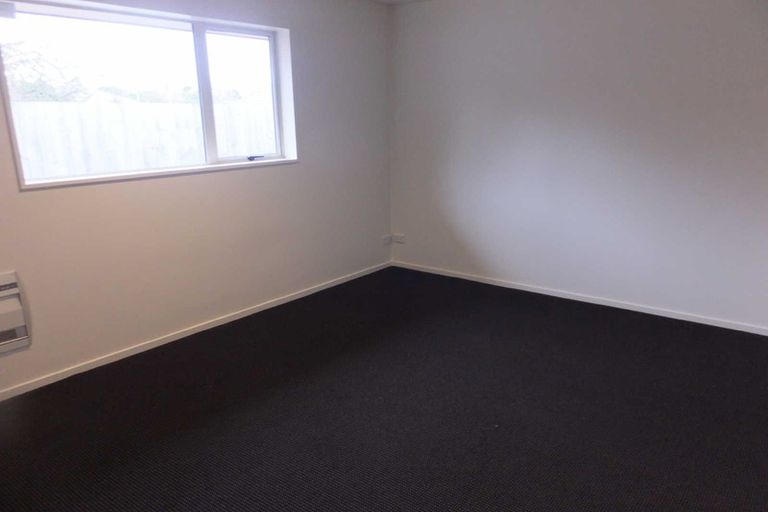 Photo of property in 301 Riccarton Road, Upper Riccarton, Christchurch, 8041
