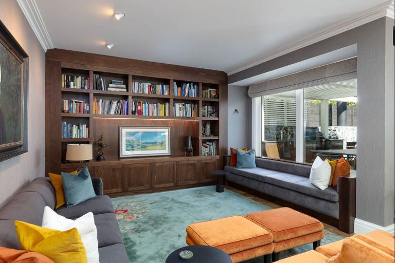 Photo of property in 96 Tasman Street, Nelson, 7010