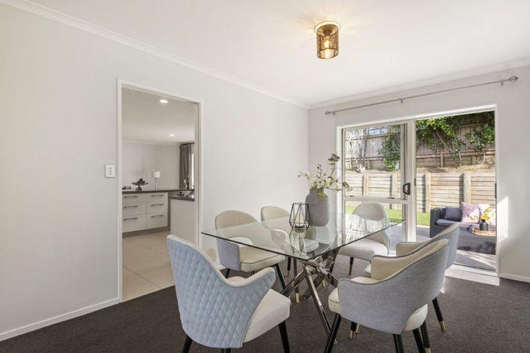 Photo of property in 7 Louvain Place, Greenhithe, Auckland, 0632