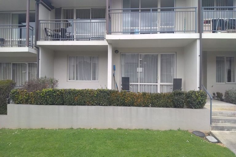 Photo of property in 2/27 Opito Way, East Tamaki, Auckland, 2013