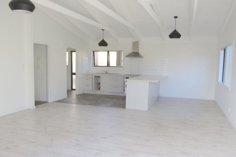 Photo of property in 3 Sagar Lane, Wiri, Auckland, 2104