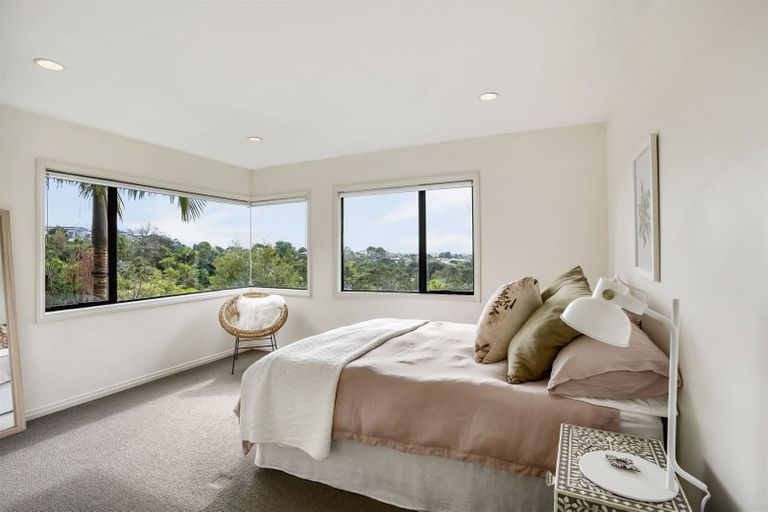 Photo of property in 29 Speedy Crescent, Hillcrest, Auckland, 0627