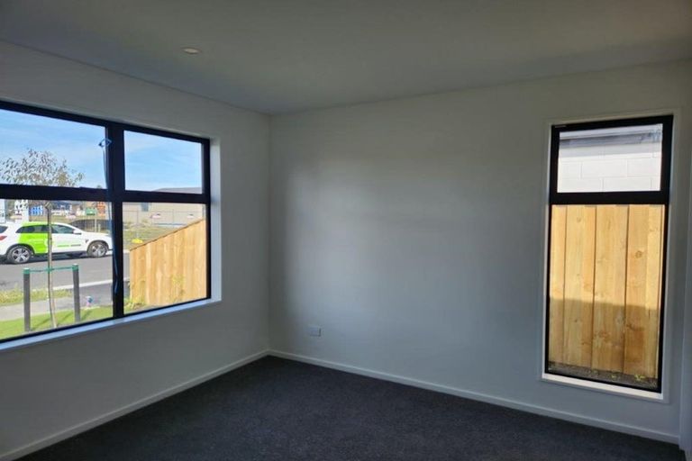 Photo of property in 23 Chrysolite Place, Belfast, Christchurch, 8051