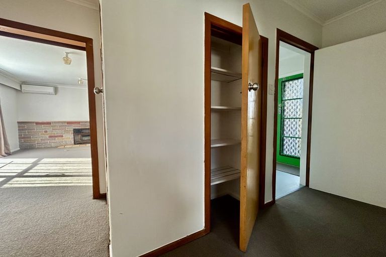 Photo of property in 41 Parrs Cross Road, Henderson, Auckland, 0612