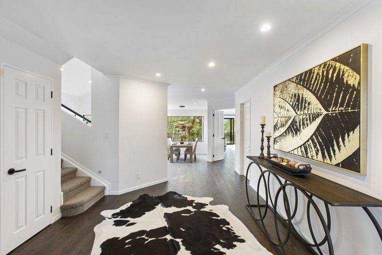 Photo of property in 6 Thirlmere Rise, Northpark, Auckland, 2013