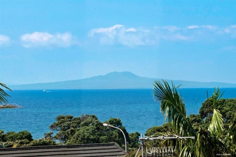 Photo of property in 7a Zealandia Road, Manly, Whangaparaoa, 0930