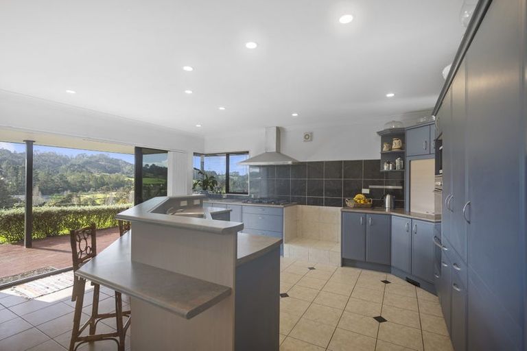 Photo of property in 384 Pine Valley Road, Dairy Flat, Silverdale, 0992