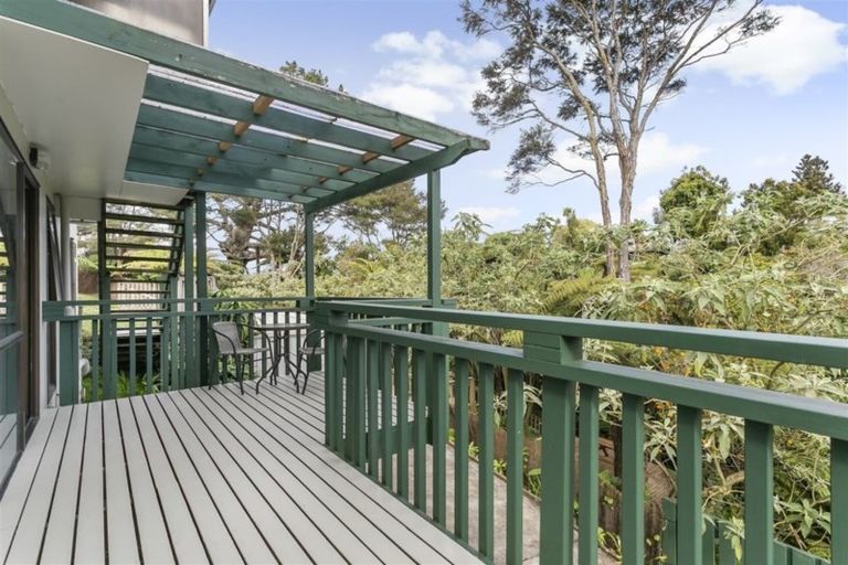 Photo of property in 33 Alidade Place, Massey, Auckland, 0614