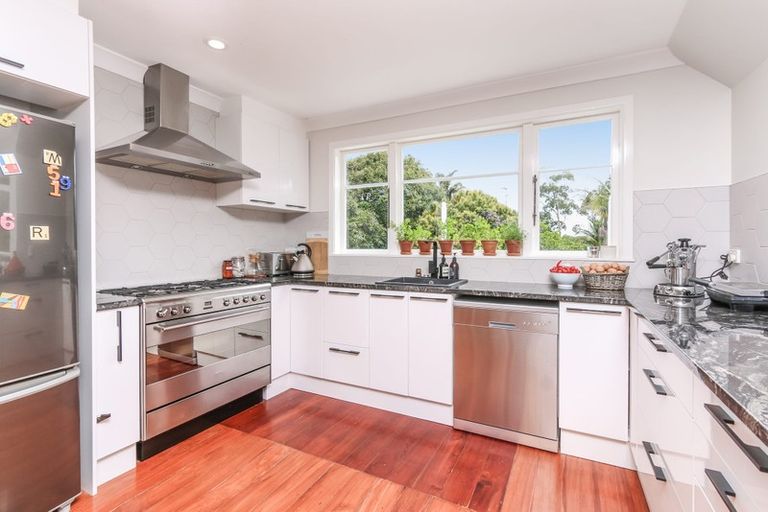Photo of property in 23 Dickens Street, Grey Lynn, Auckland, 1021