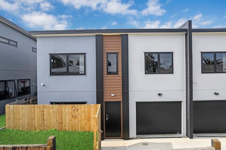 Photo of property in 7b Surrey Street, Manurewa, Auckland, 2102