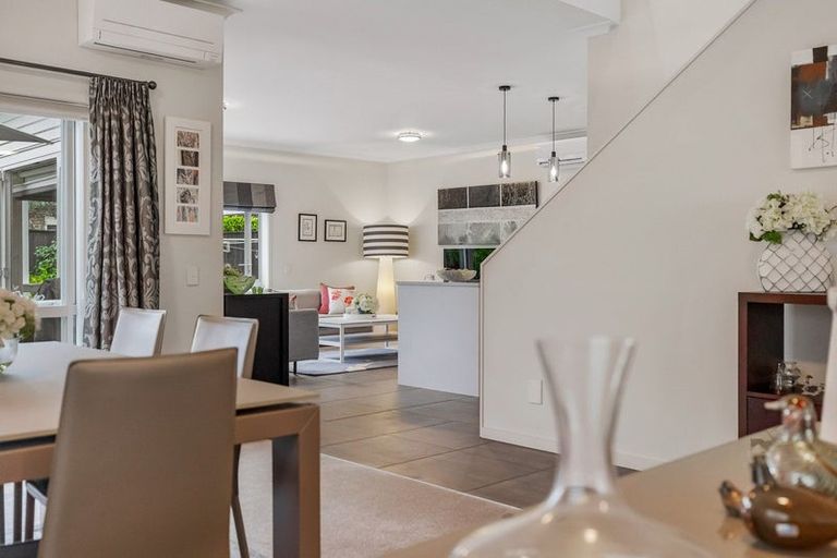 Photo of property in 16 Kensington Drive, Orewa, 0931