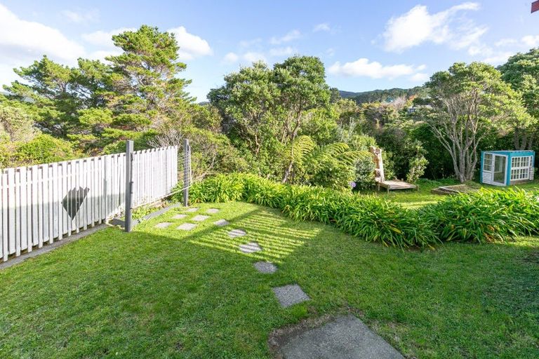 Photo of property in 65 Percy Dyett Drive, Karori, Wellington, 6012