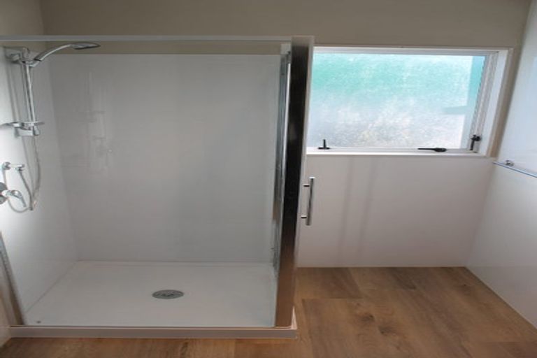 Photo of property in 1/7 Ebenezer Way, Clendon Park, Auckland, 2103