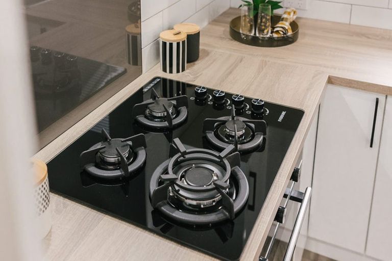 Photo of property in 28 Aberdeen Avenue, Takaro, Palmerston North, 4412