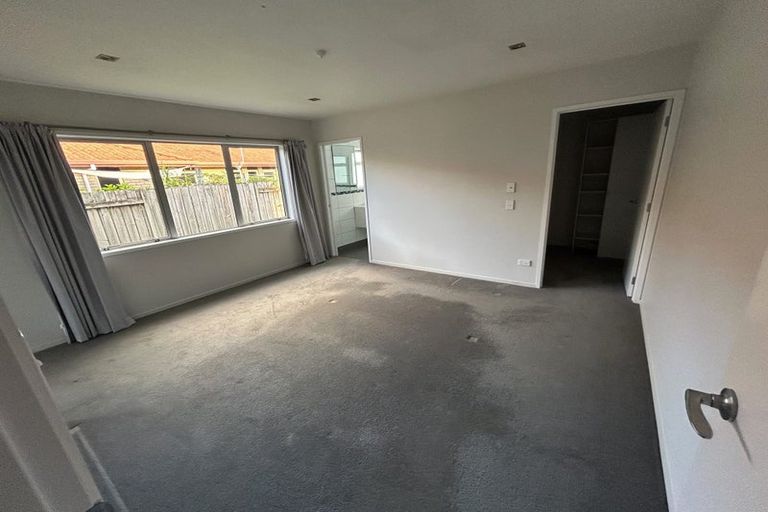 Photo of property in 10 Paradise Point Place, One Tree Point, 0118