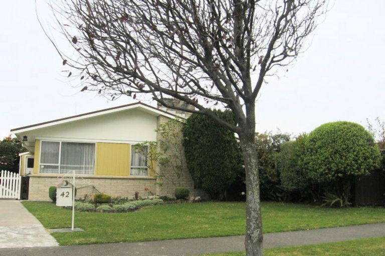 Photo of property in 42 Upham Crescent, Taradale, Napier, 4112