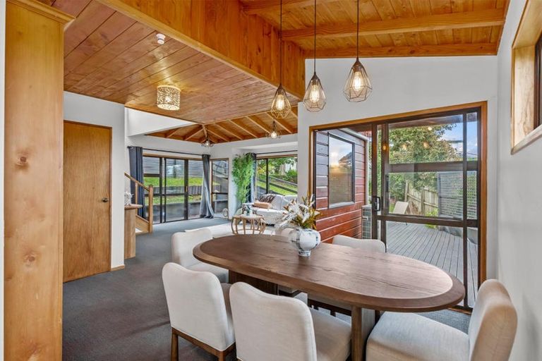 Photo of property in 1/86 Waimumu Road, Massey, Auckland, 0614