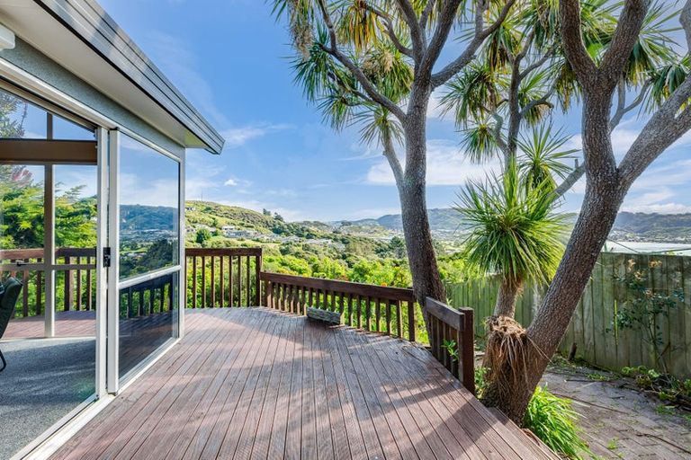 Photo of property in 12 Tombane Terrace, Papakowhai, Porirua, 5024