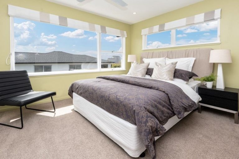 Photo of property in 52 Fordyce Avenue, Sunnyhills, Auckland, 2010