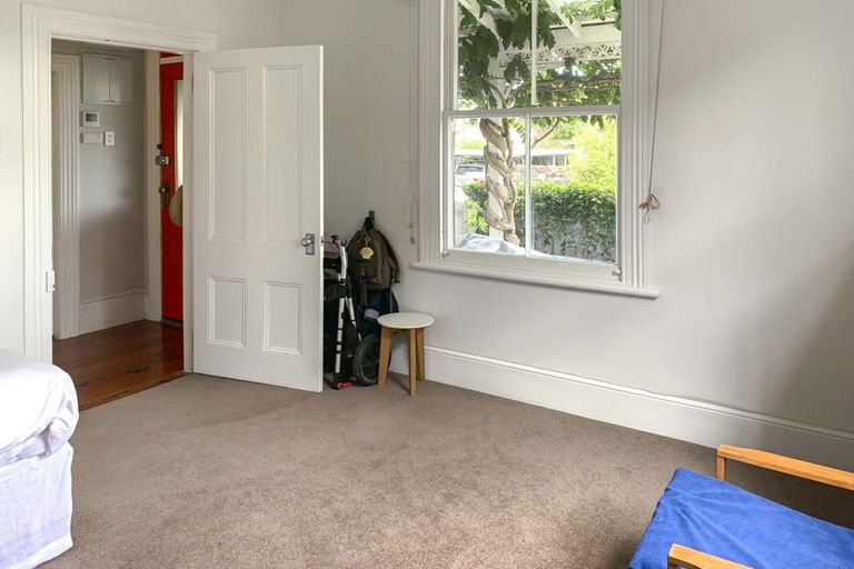 Photo of property in 9 School Road, Morningside, Auckland, 1021