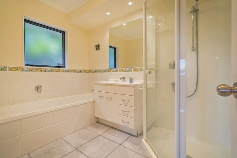 Photo of property in 344 Waterways Parade, Pauanui, Hikuai, 3579