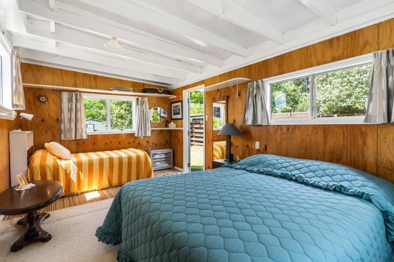 Photo of property in 216 Patuwai Drive, Whangamata, 3620