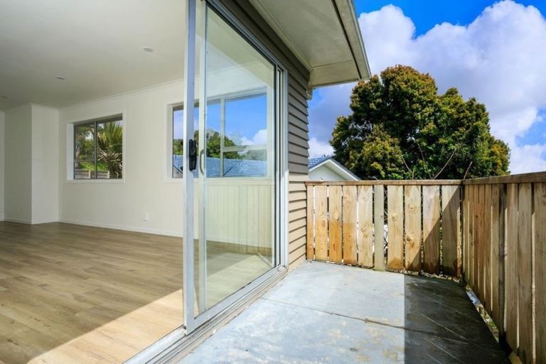 Photo of property in 7 Bryers Place, Bayview, Auckland, 0629