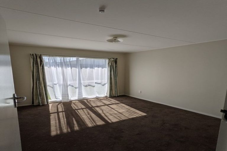 Photo of property in 15 Stirling Street, Levin, 5510