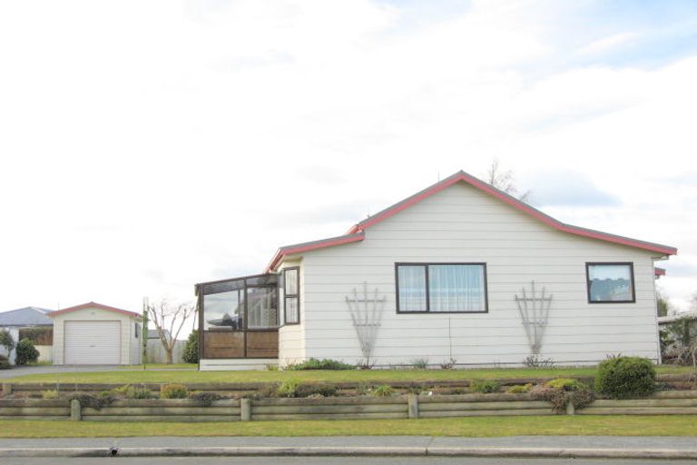 Photo of property in 8a Blairs Place, Te Anau, 9600