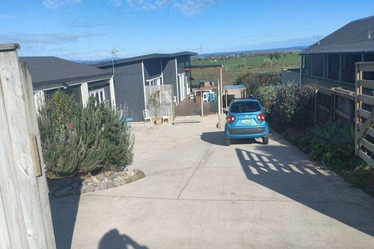 Photo of property in 154 Pukehina Parade, Pukehina, Te Puke, 3189
