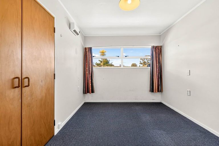 Photo of property in 37 Garland Drive, St Andrews, Hamilton, 3200