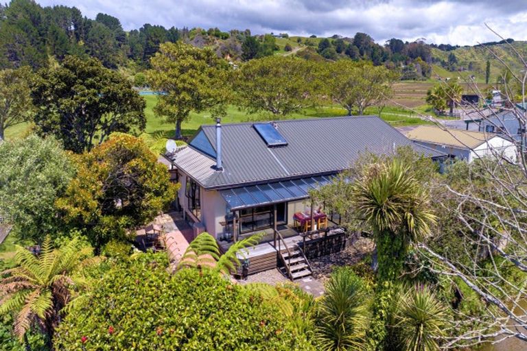 Photo of property in 12 Bluett Road, Ohope, 3121