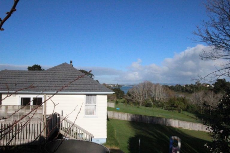 Photo of property in 51 Northboro Road, Belmont, Auckland, 0622
