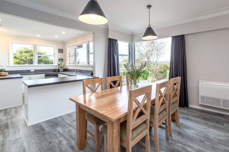 Photo of property in 24 Puriri Crescent, Lansdowne, Masterton, 5810